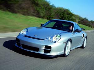 Porsche 911 GT2 2004 года